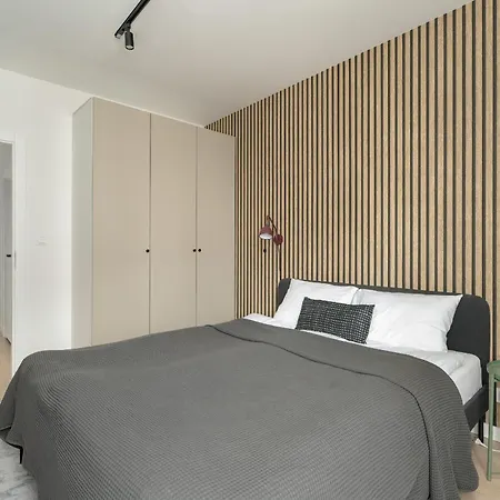 Nowoczesny Z Parkingiem I Klimatyzacja W Poznaniu By Renters * Poznań