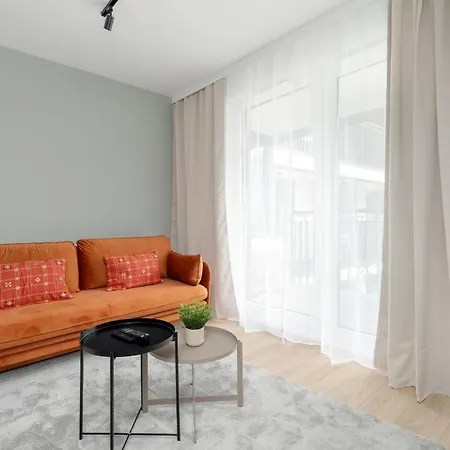 公寓 Nowoczesny Z Parkingiem I Klimatyzacja W Poznaniu By Renters *