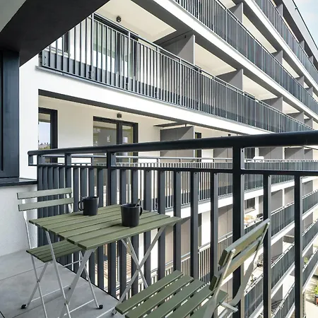 Nowoczesny Z Parkingiem I Klimatyzacja W Poznaniu By Renters شقة *